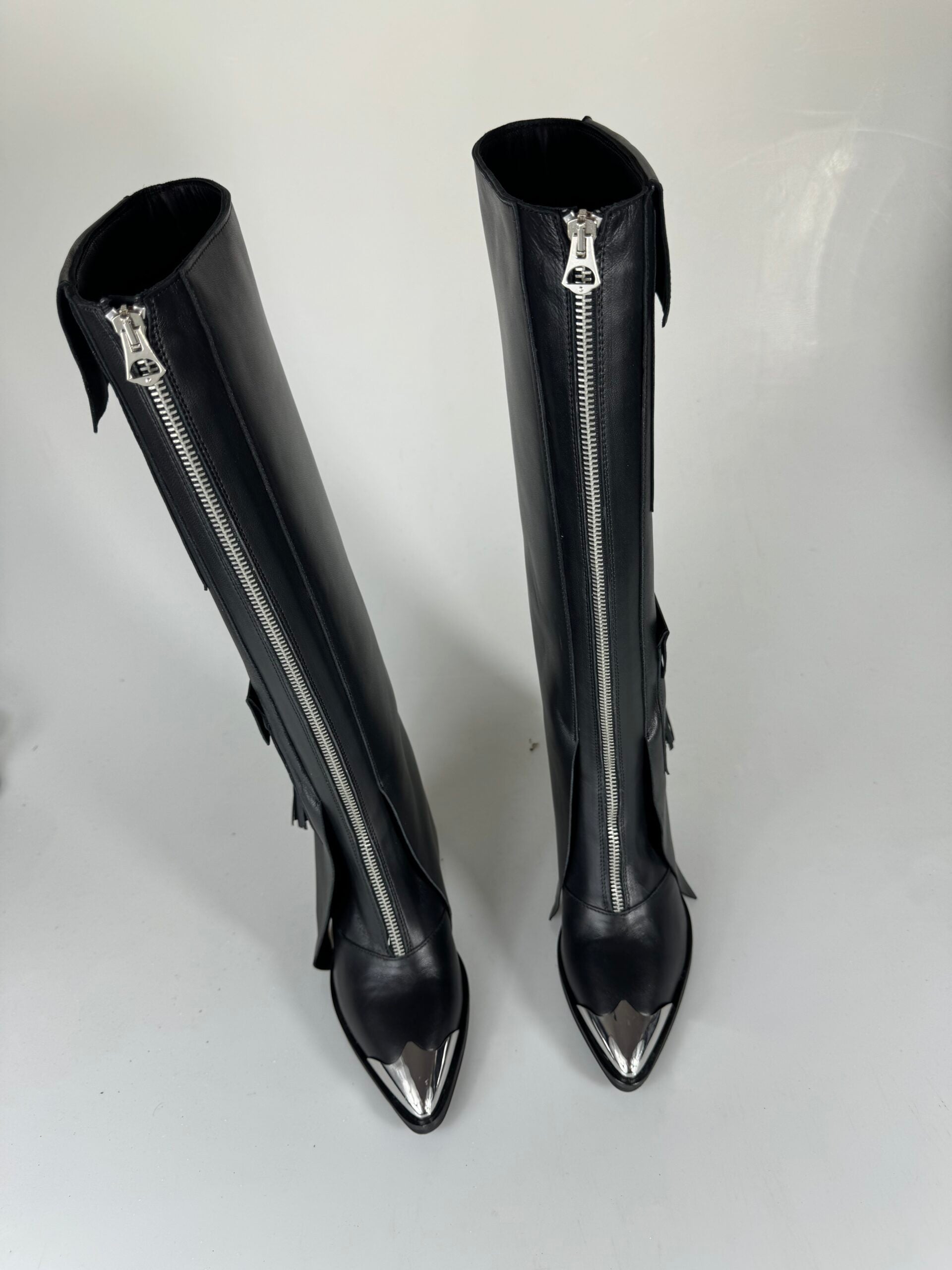 Isa LP116 vitello nero