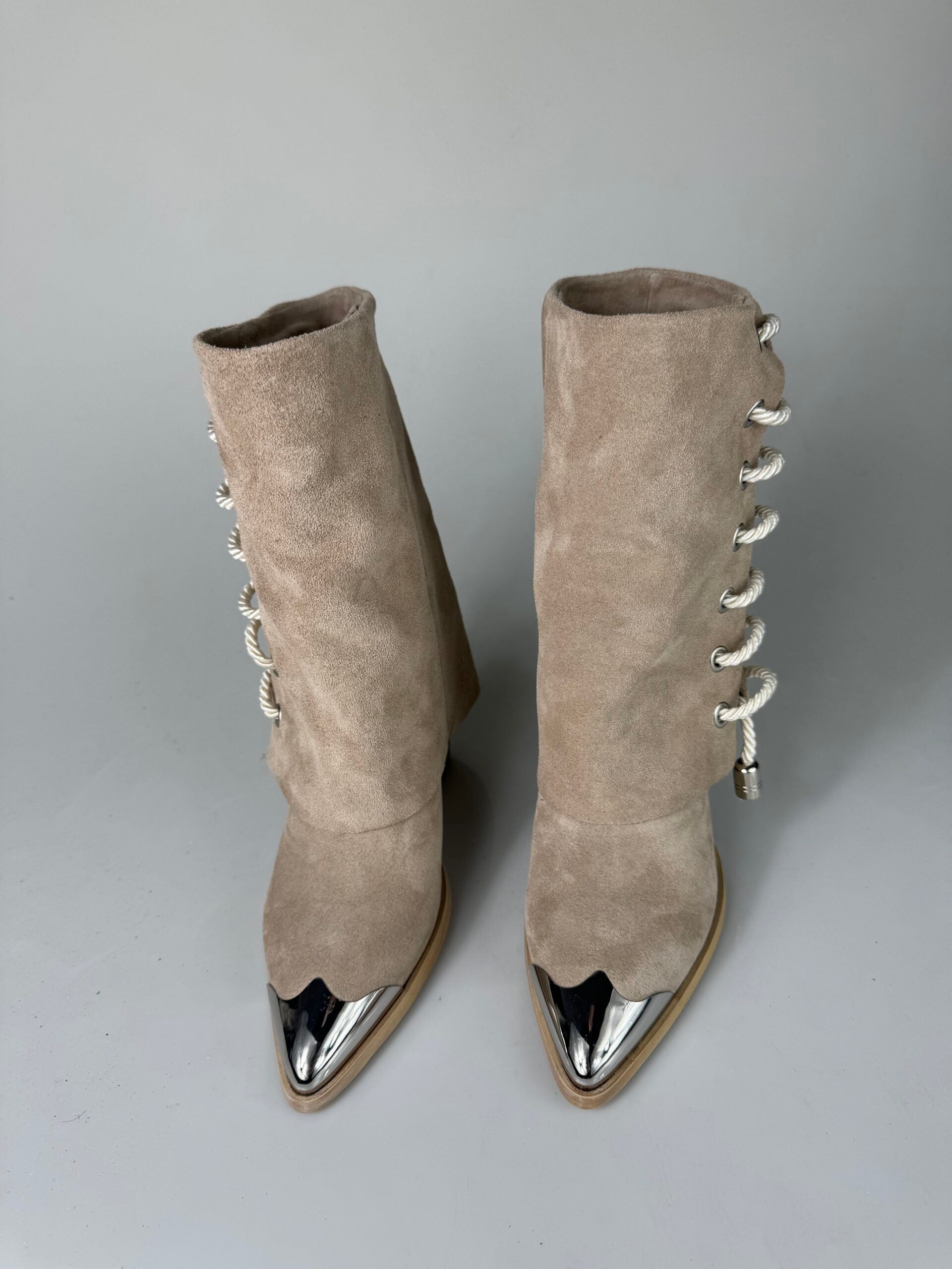 Isa i33 camoscio beige