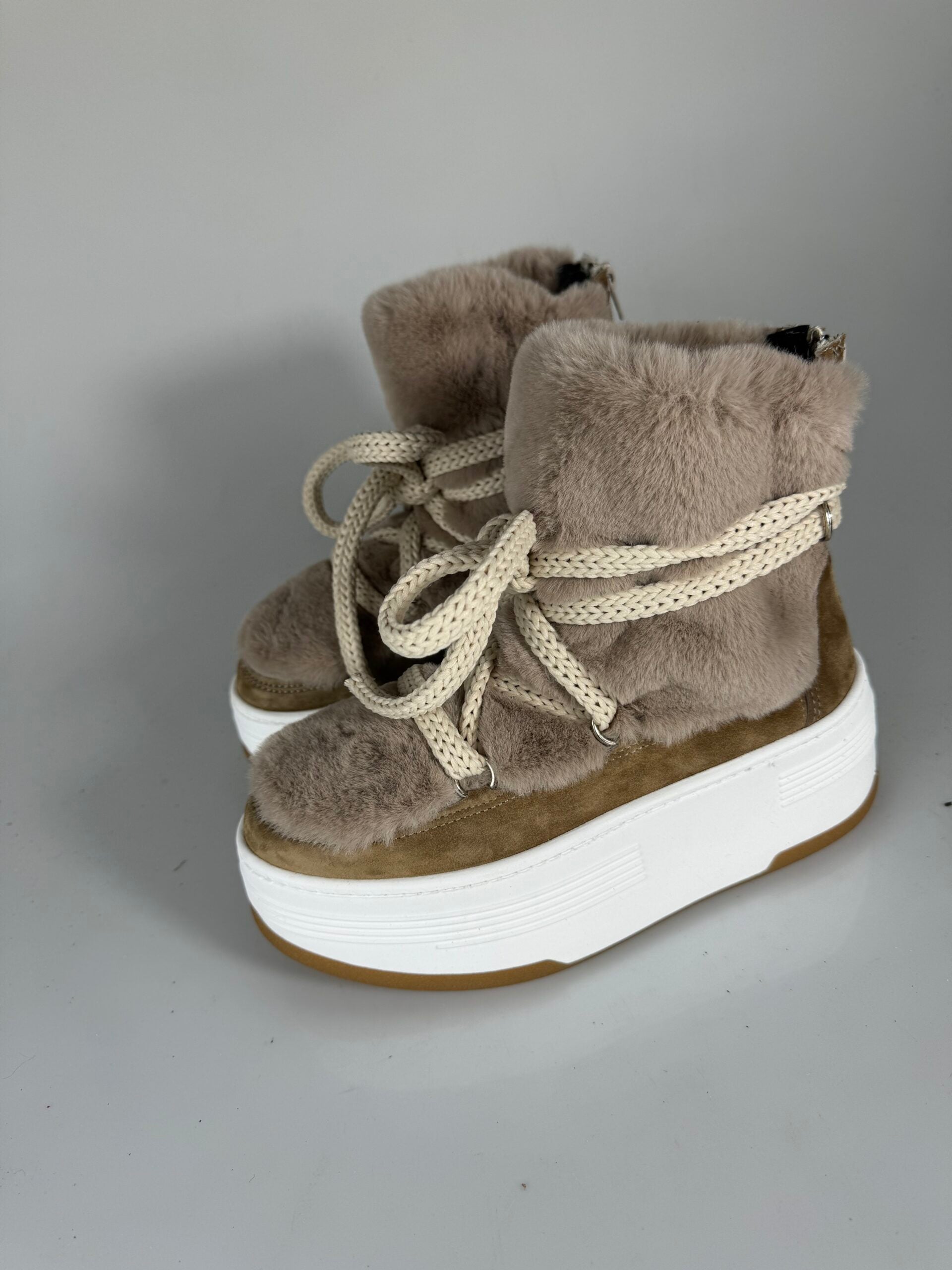 Wolf7 cam beige pelliccia beige