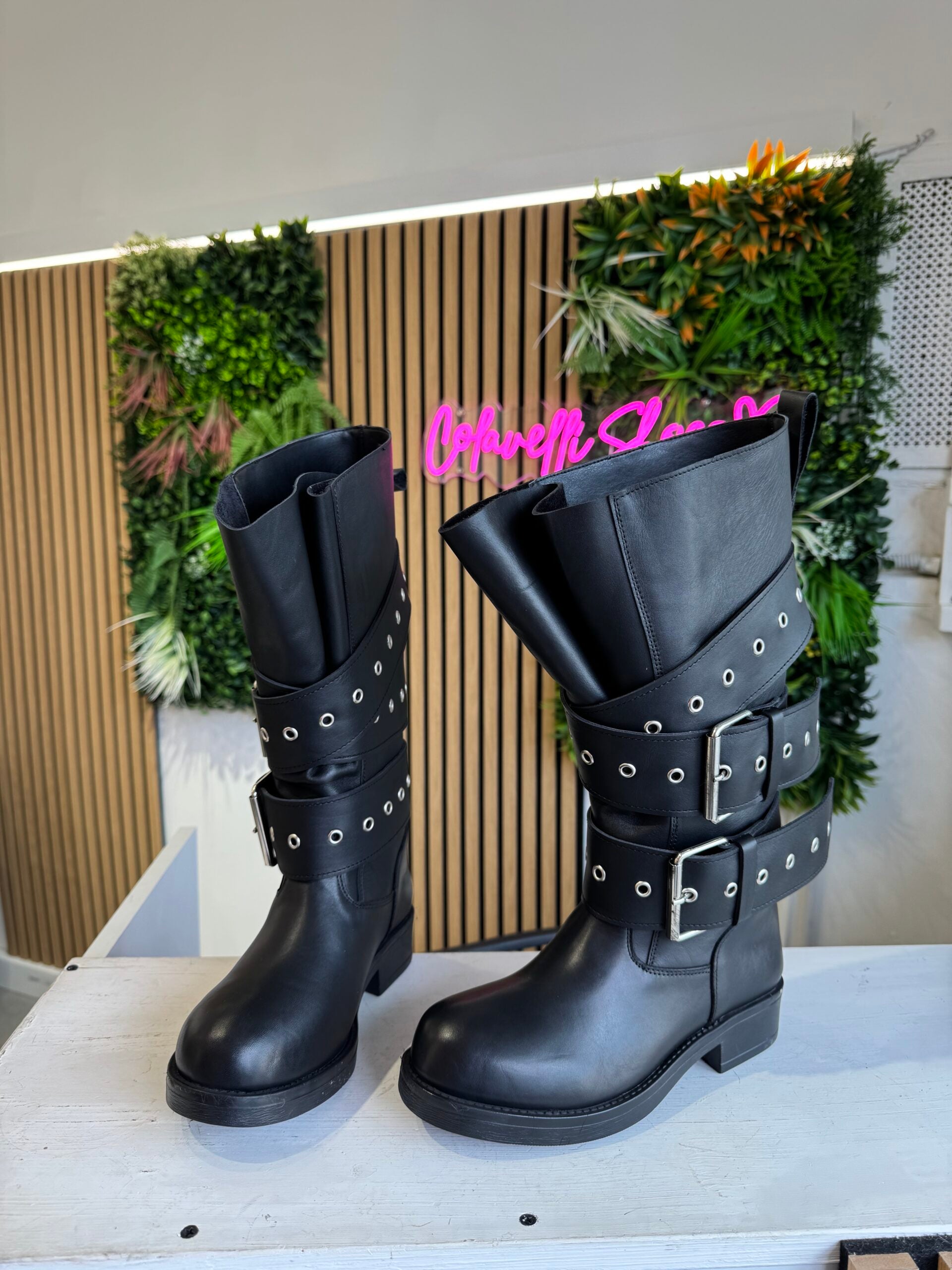 Harley vale pelle nero