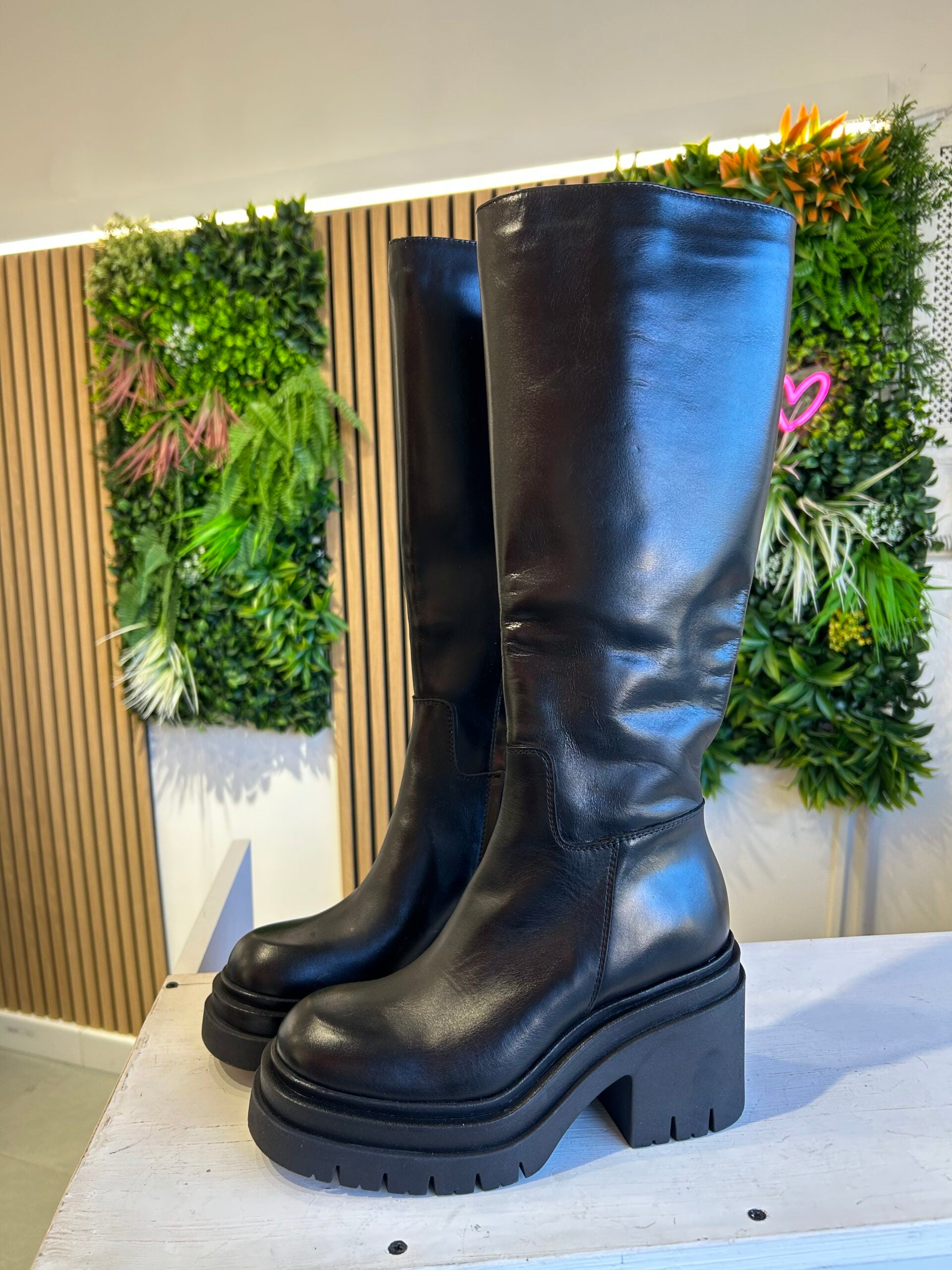 Stivale platform pelle nero