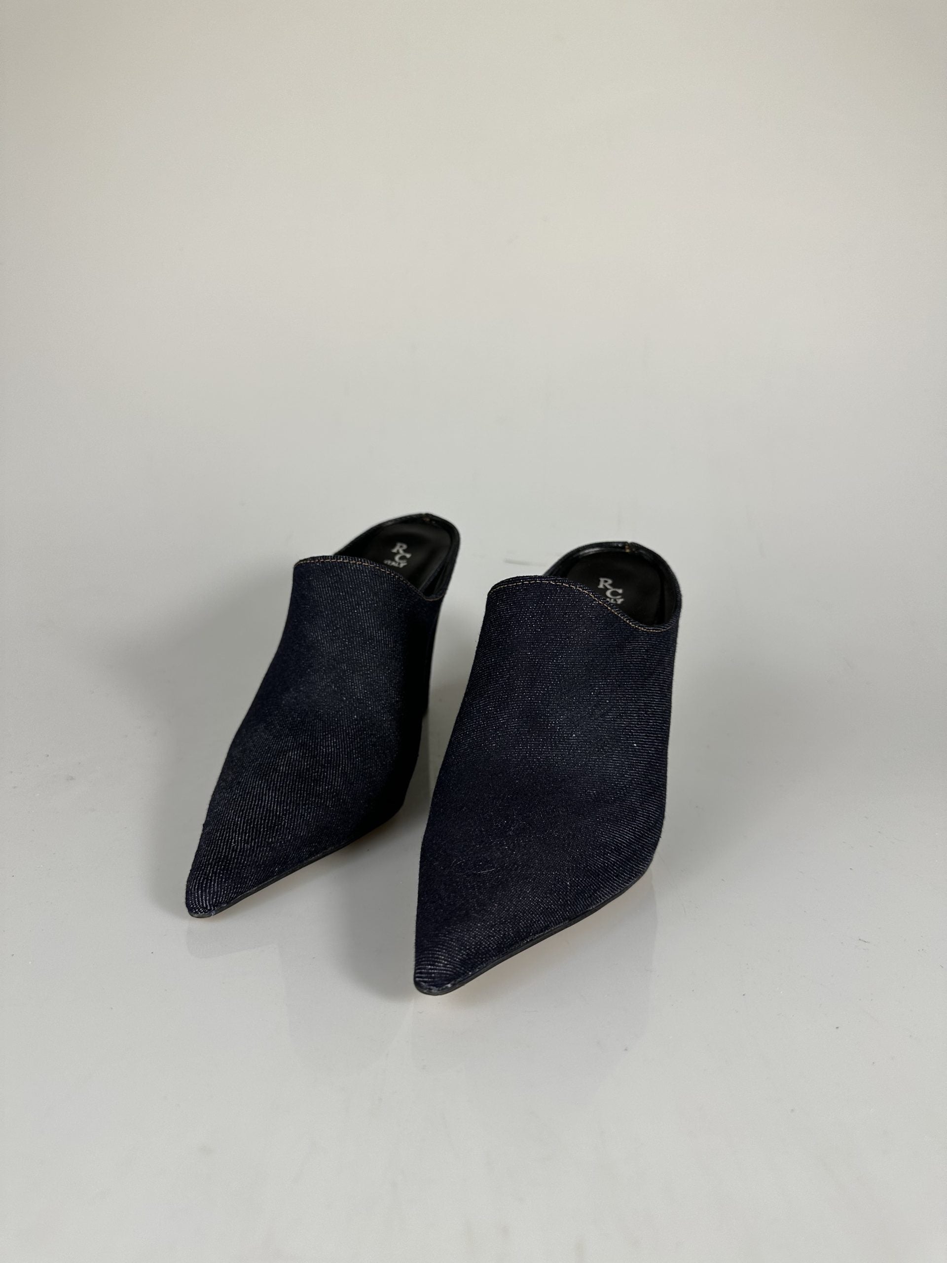 Aurora sabo jeans