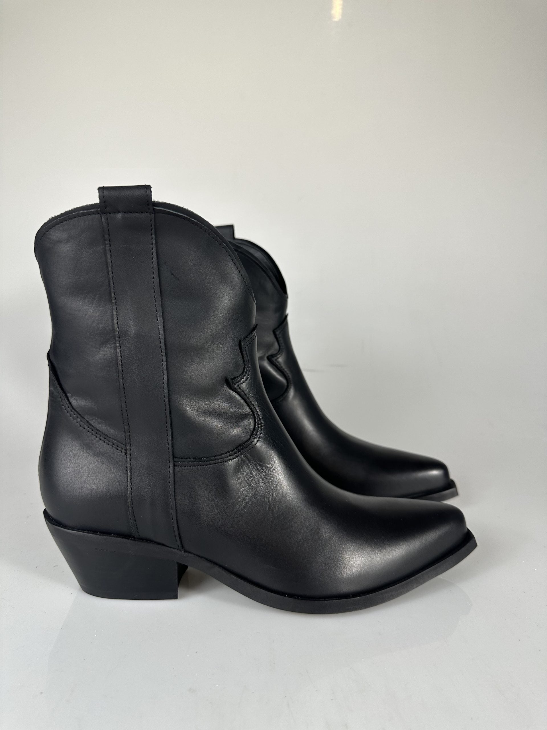 Old west 3 pelle nero