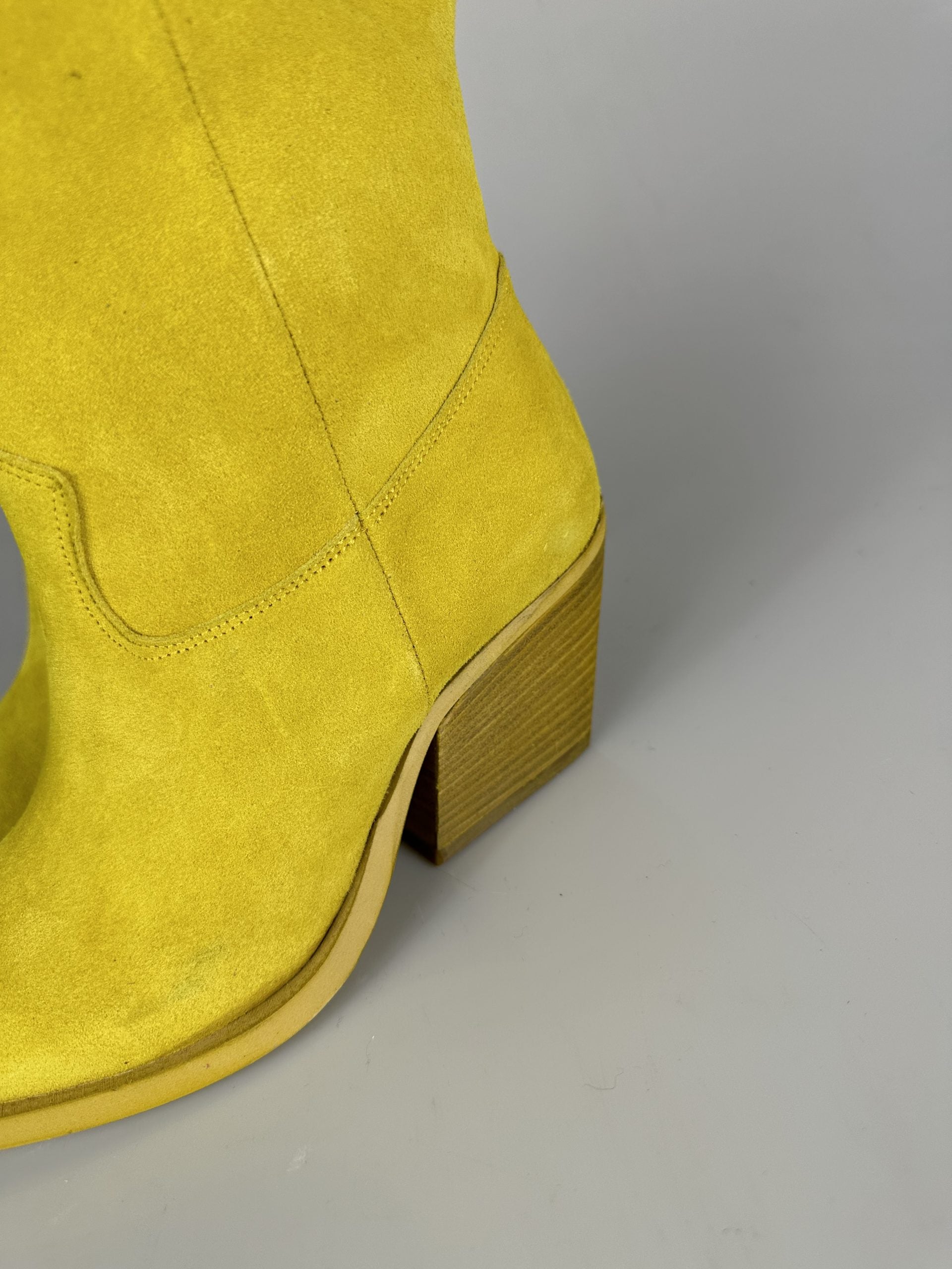 Ascanio star cam giallo