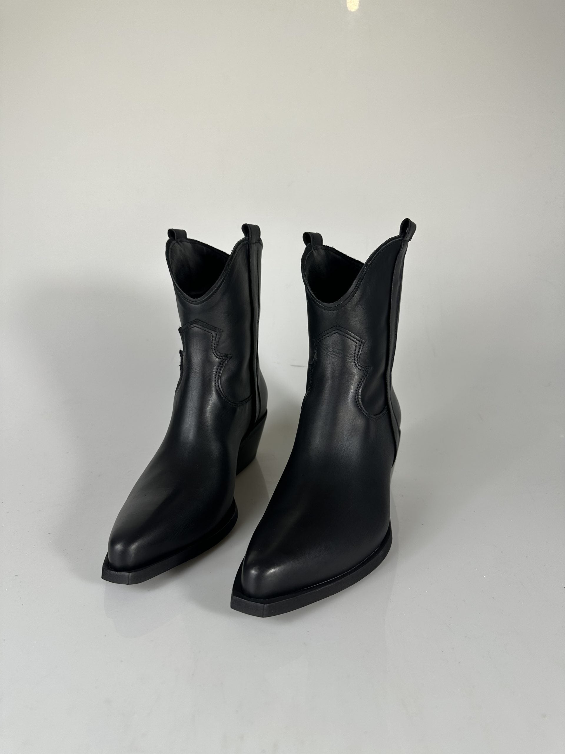 Old west 3 pelle nero