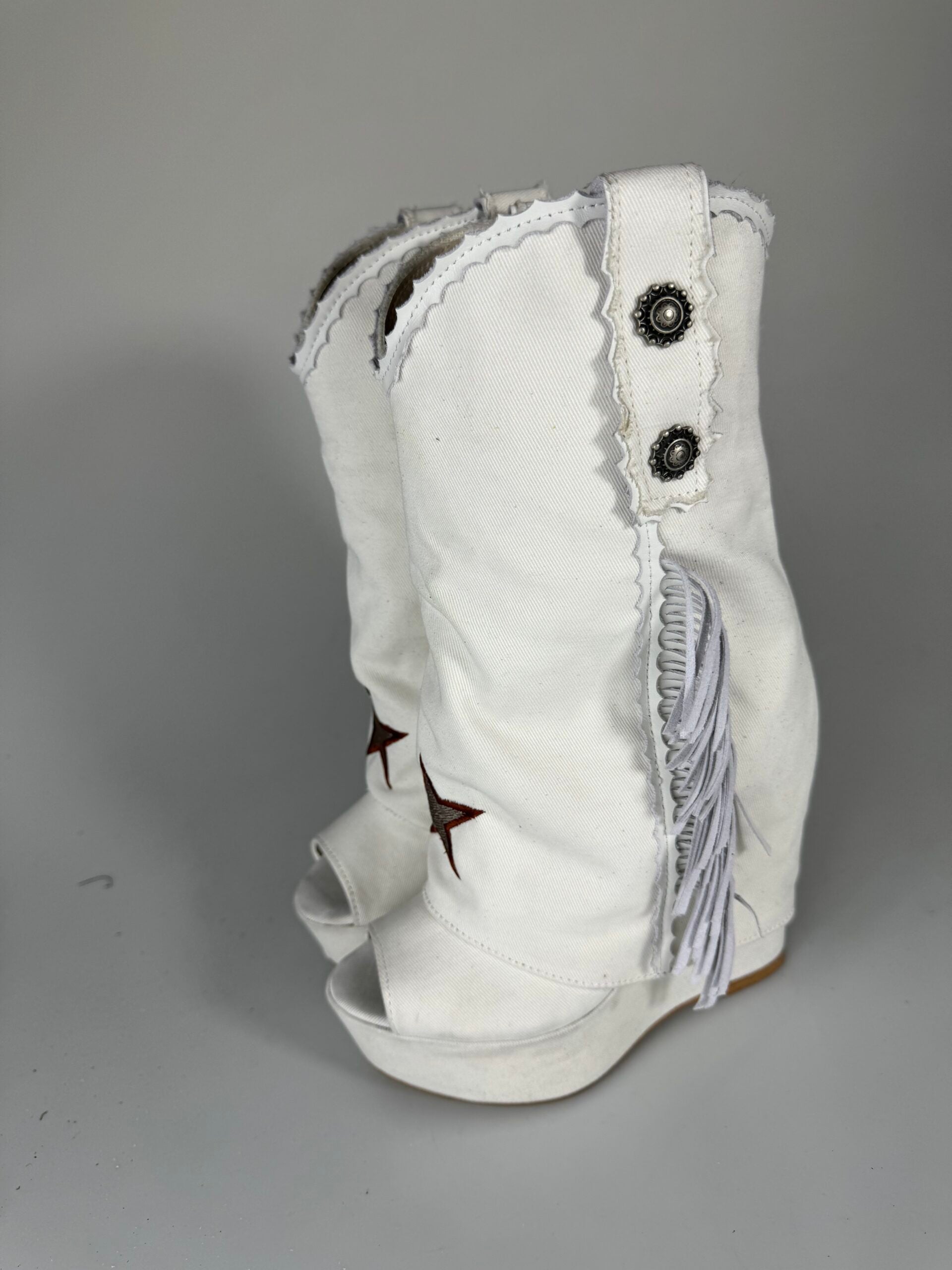 Carmensita Euphoria mid white canvas