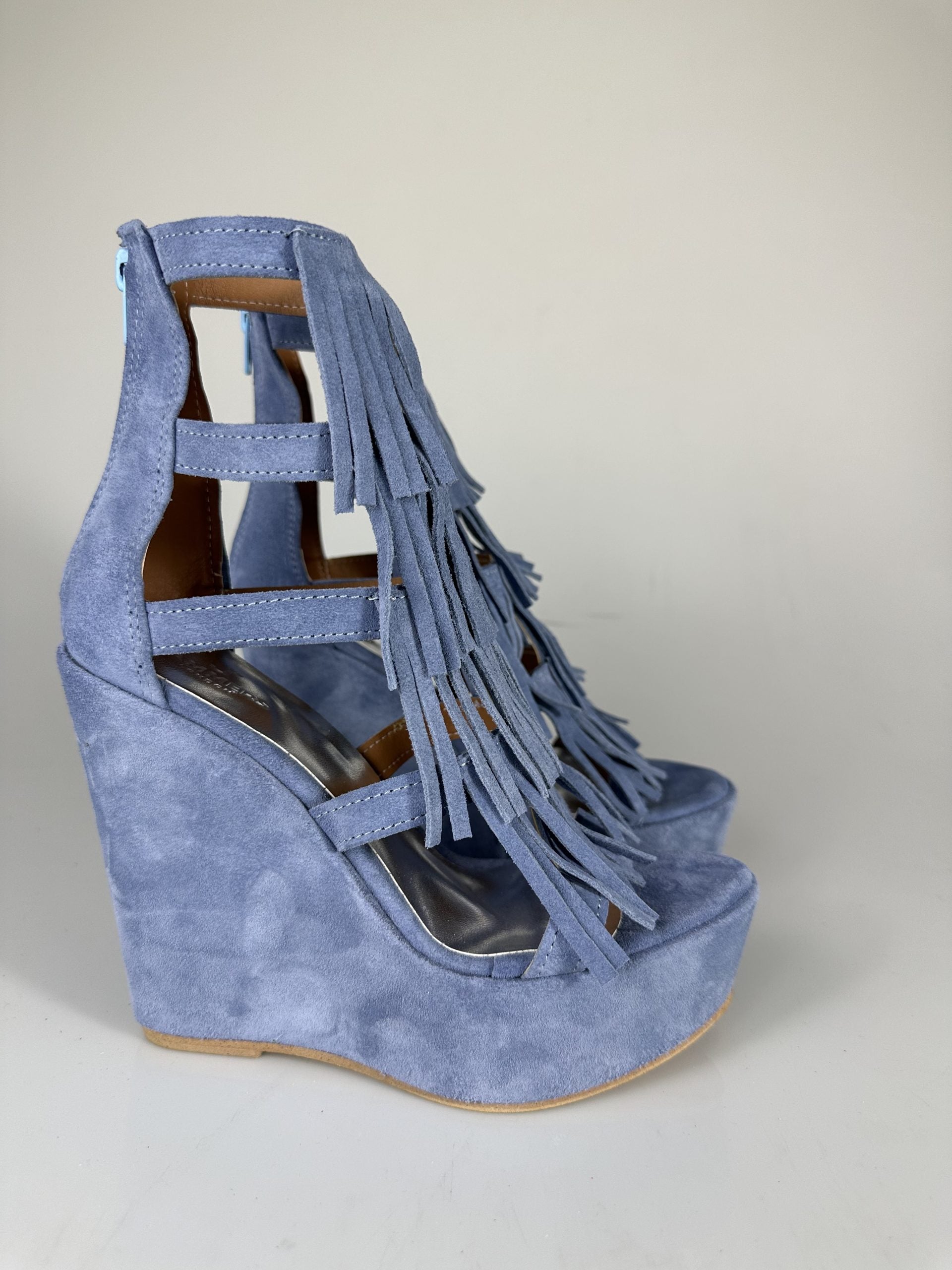 Carmensita afrodite camoscio celeste