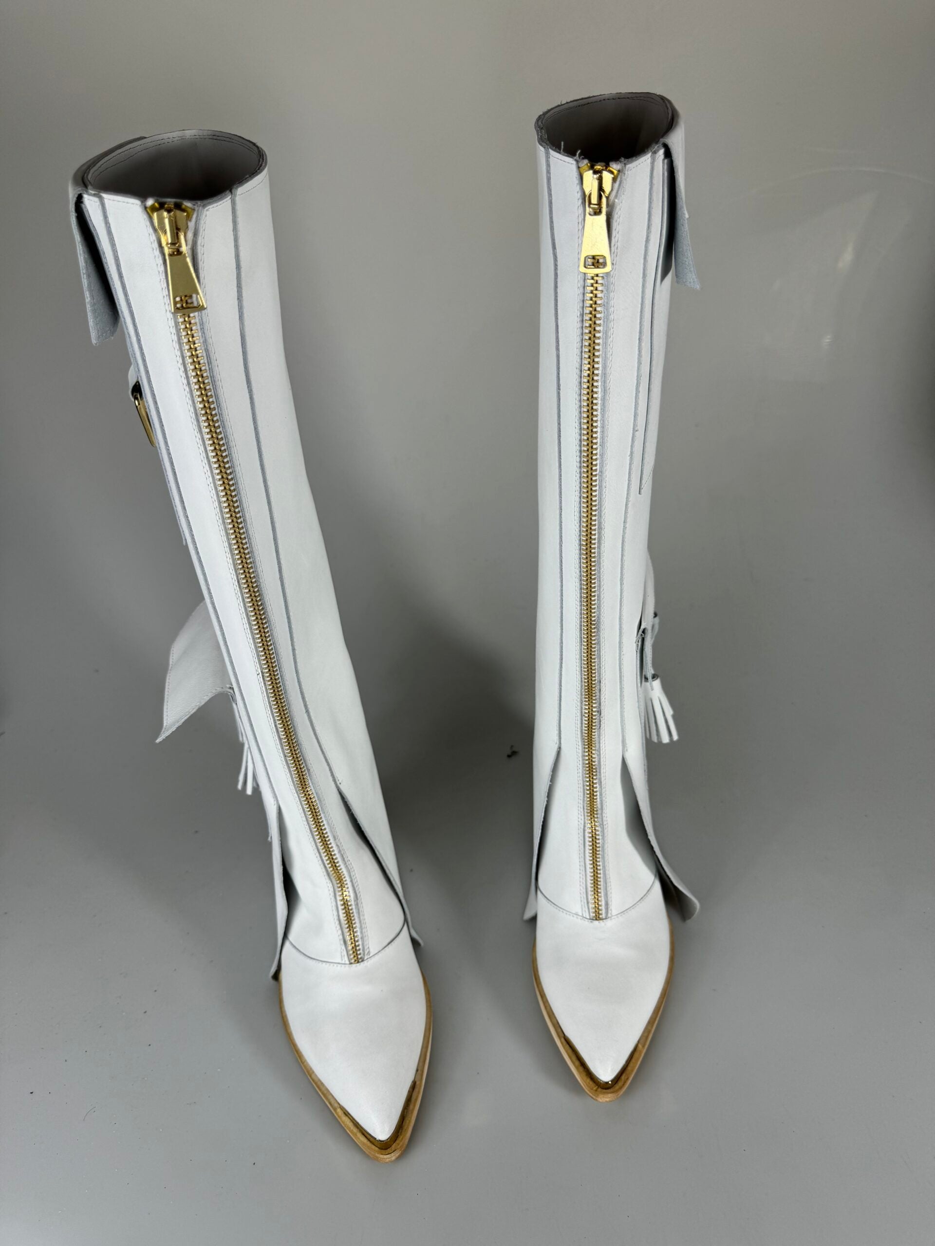 Isa LP116 vitello bianco