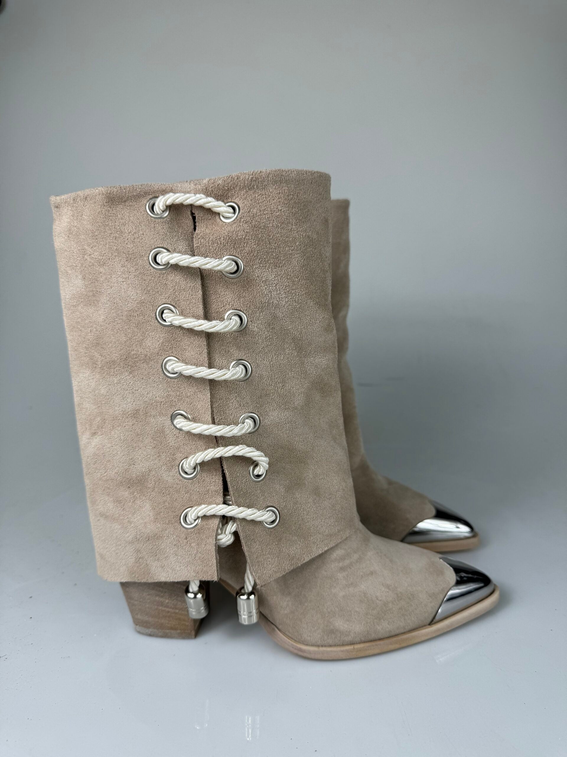 Isa i33 camoscio beige