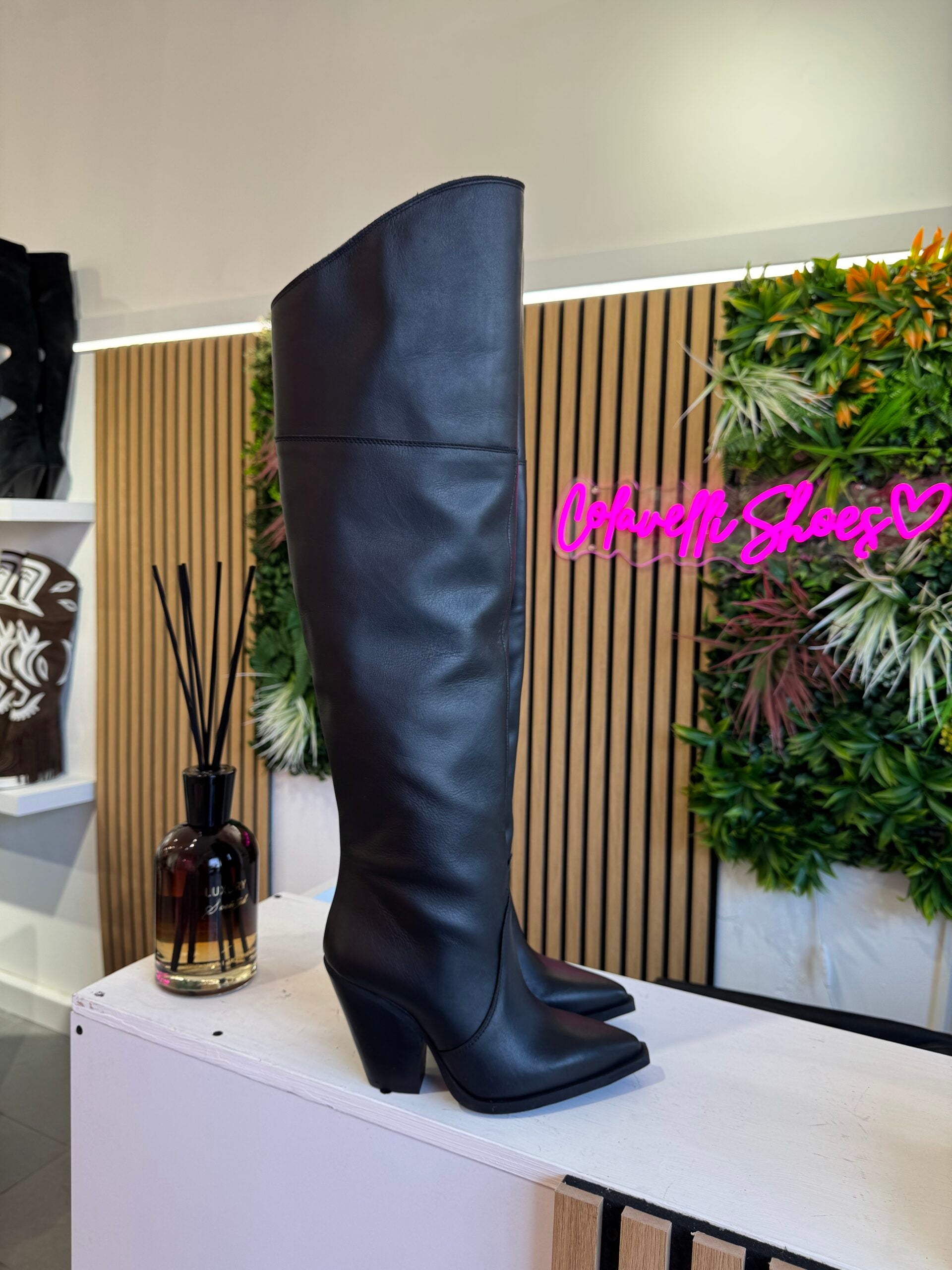 Gabriella Santho basic pelle nero