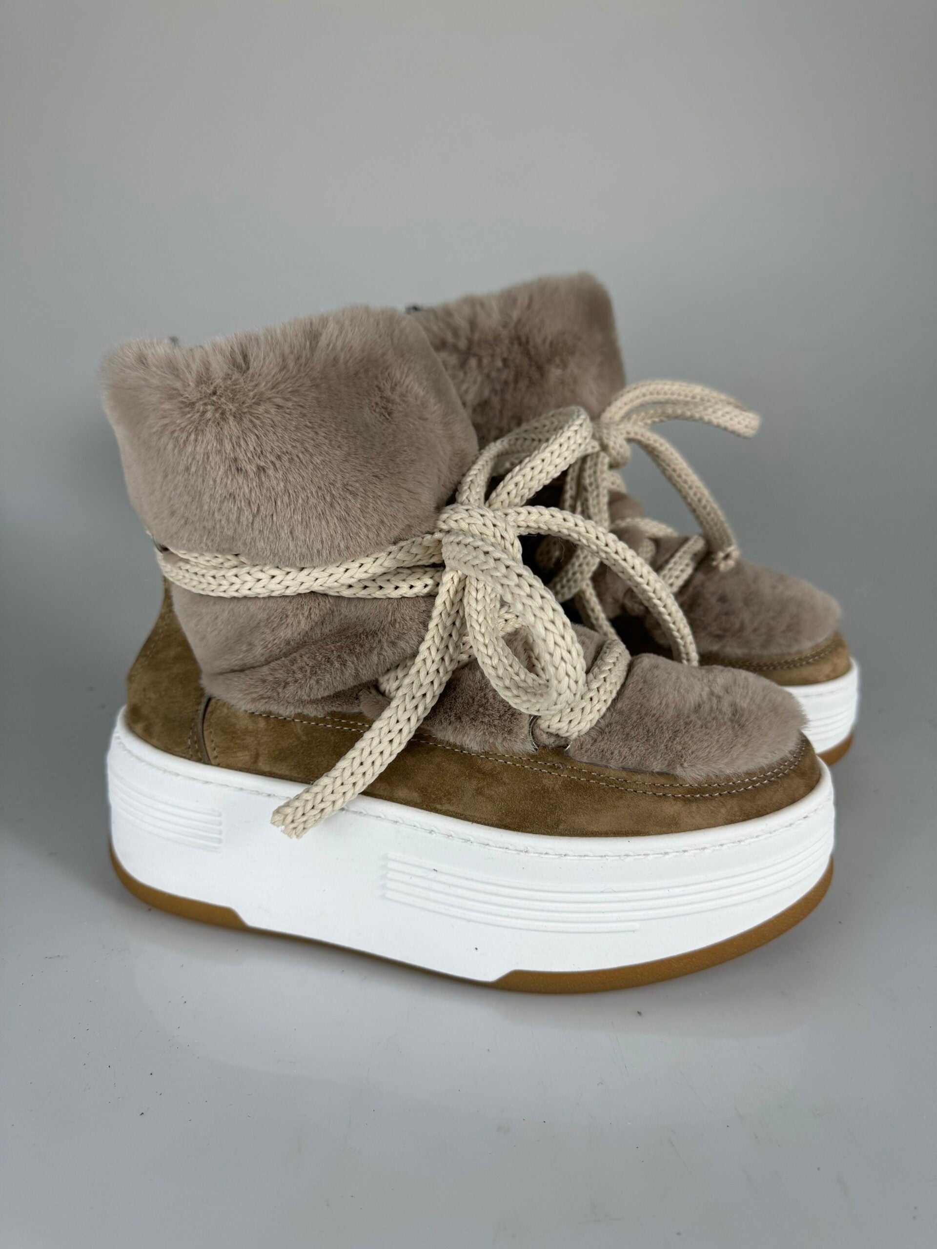 Wolf7 cam beige  pelliccia beige
