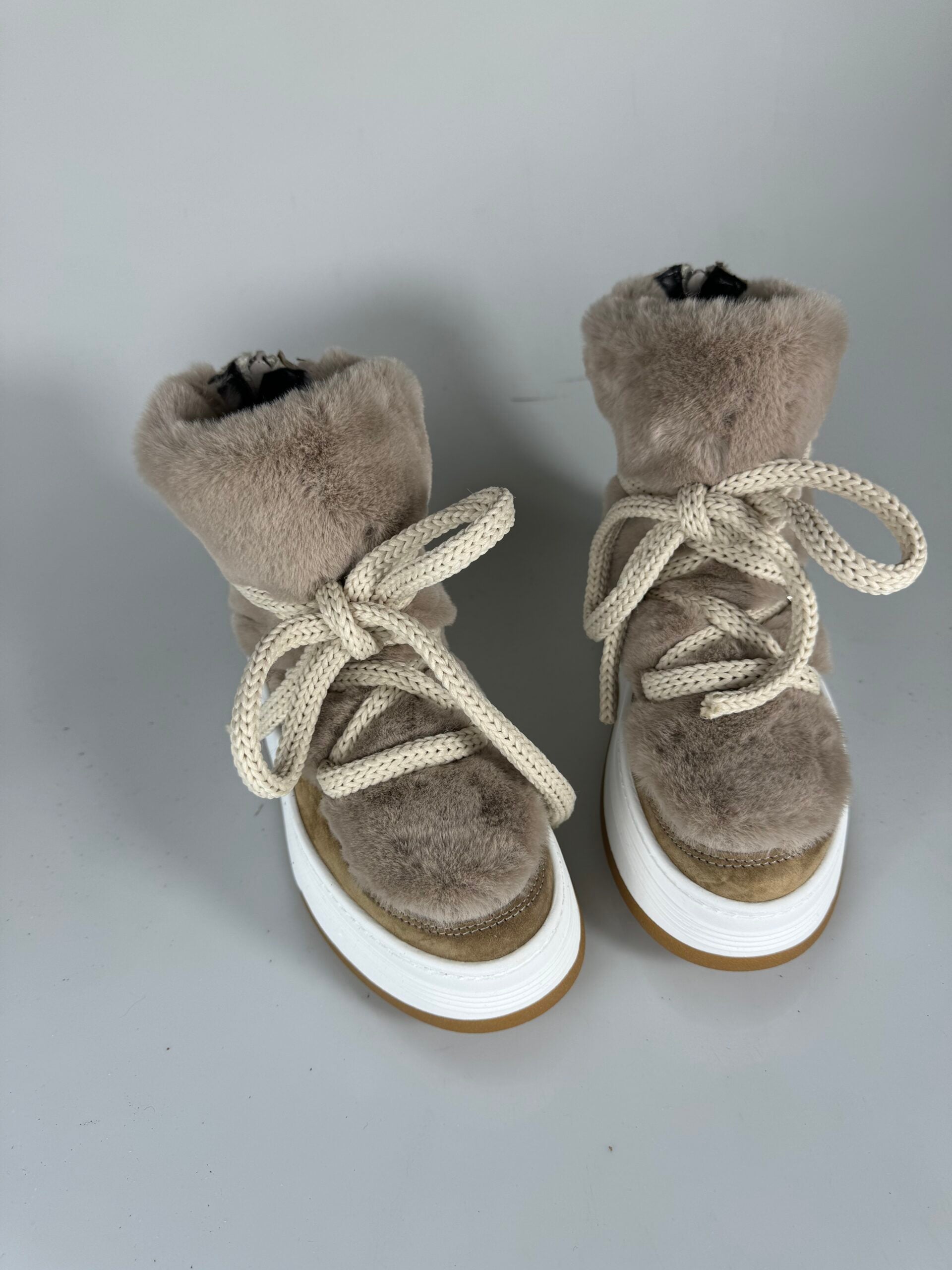 Wolf7 cam beige  pelliccia beige