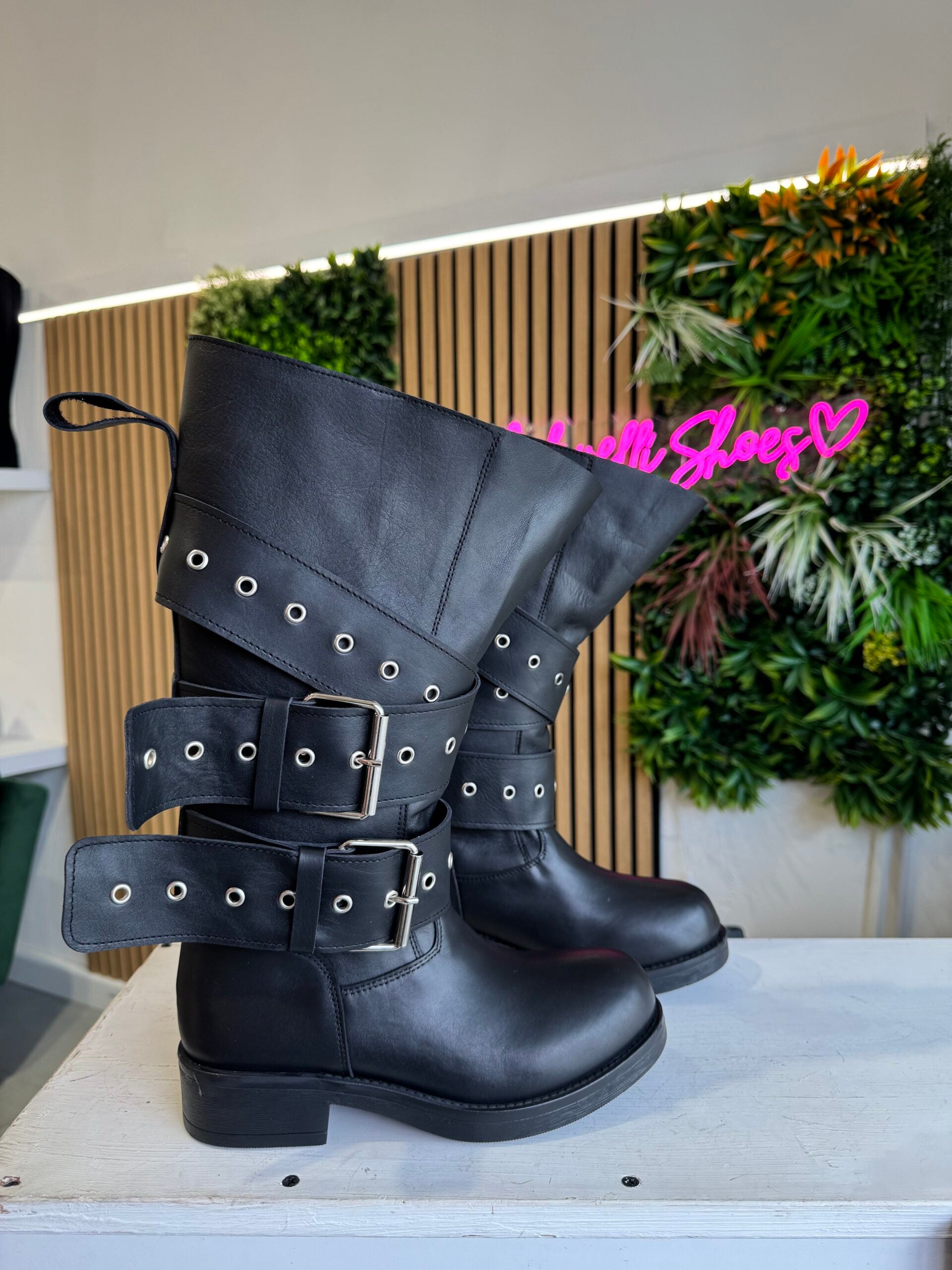 Harley vale pelle nero