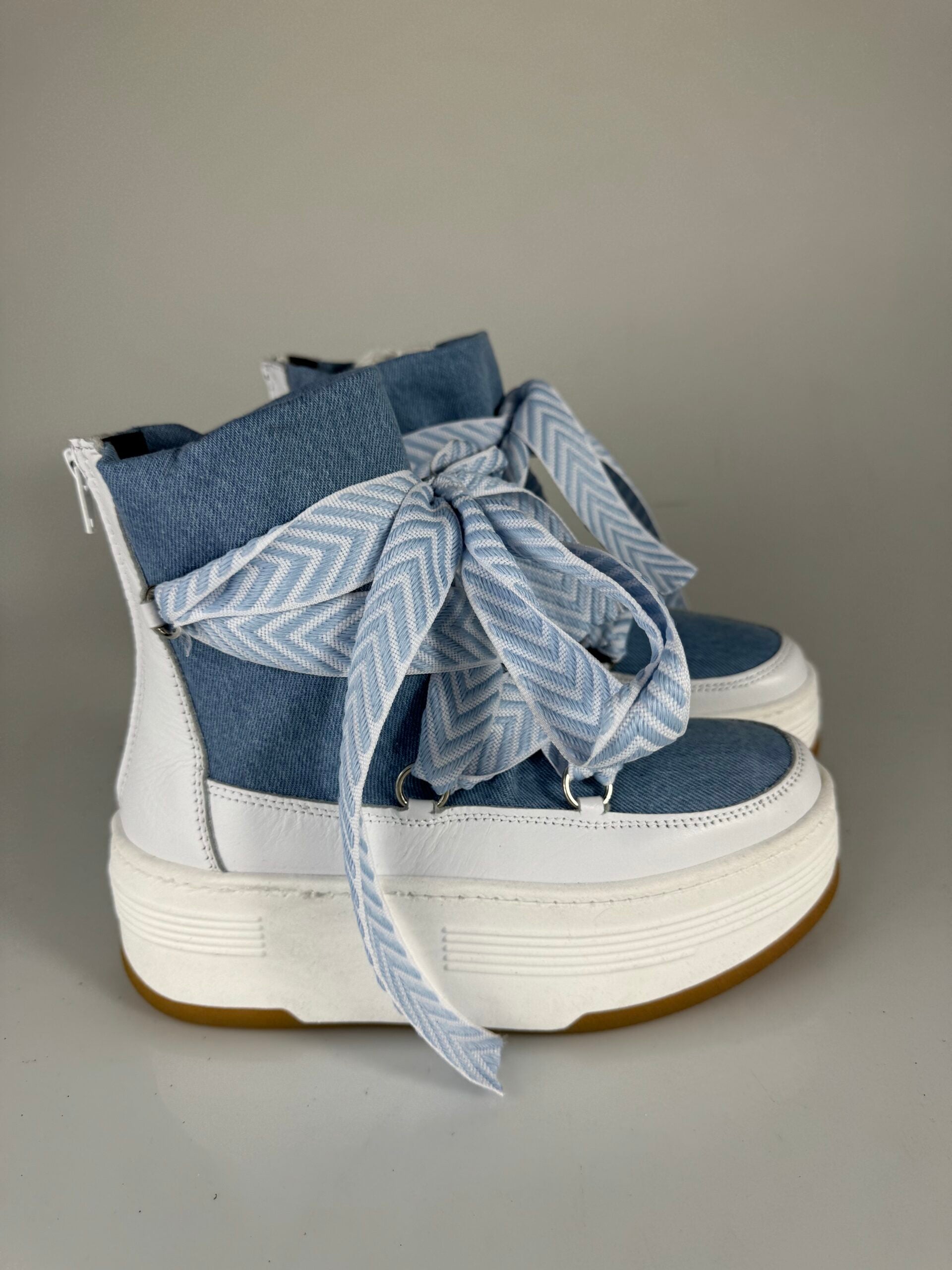 Wolf7 jeans lacciò celeste
