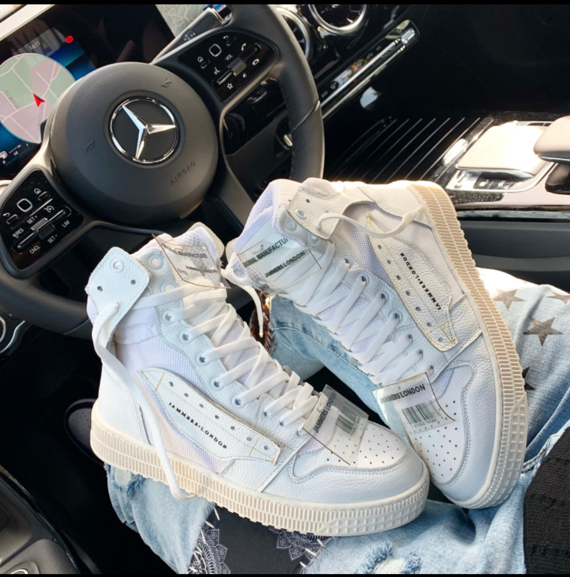 Off-Luca total white