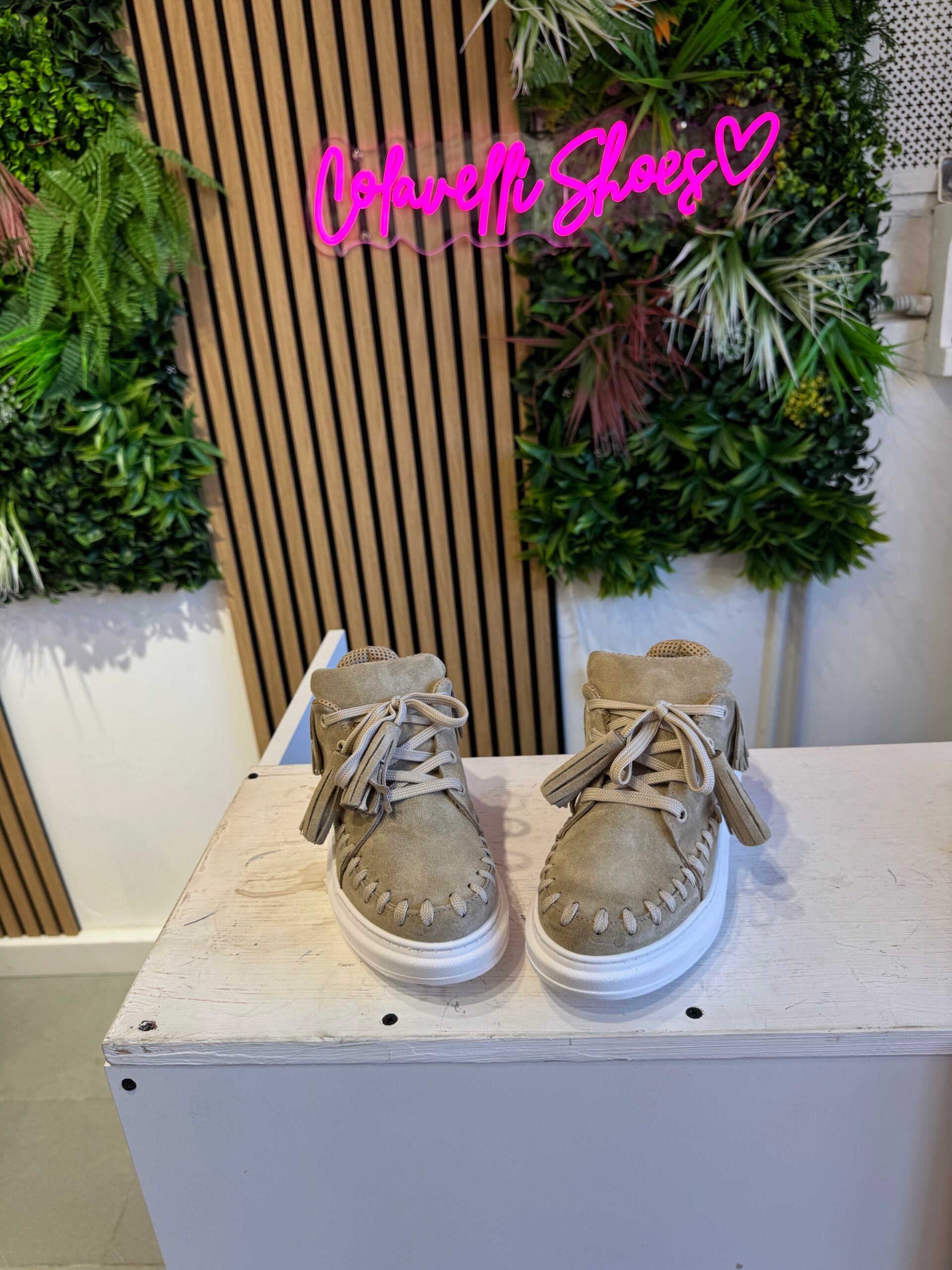 Mia cam beige