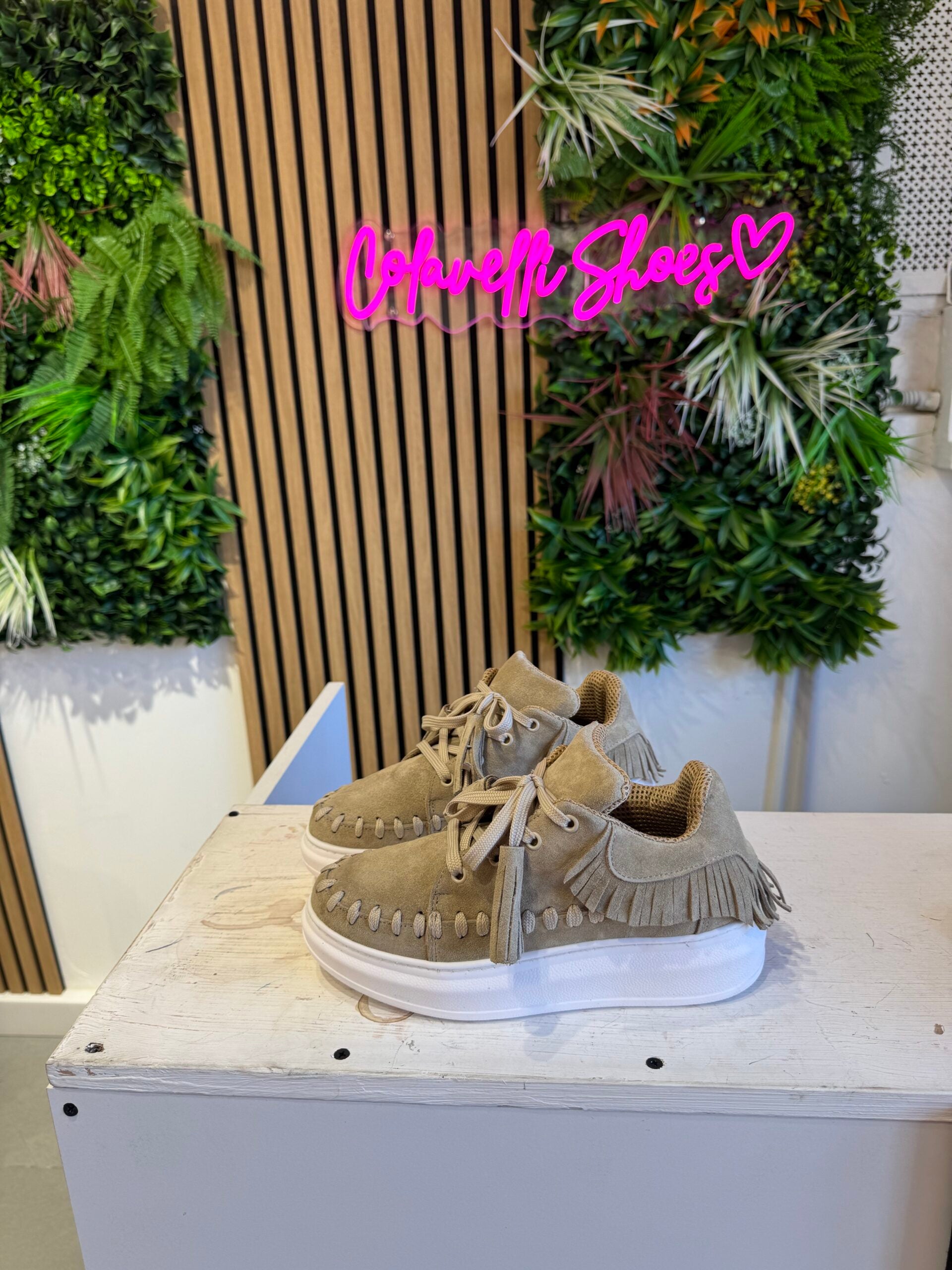 Mia cam beige