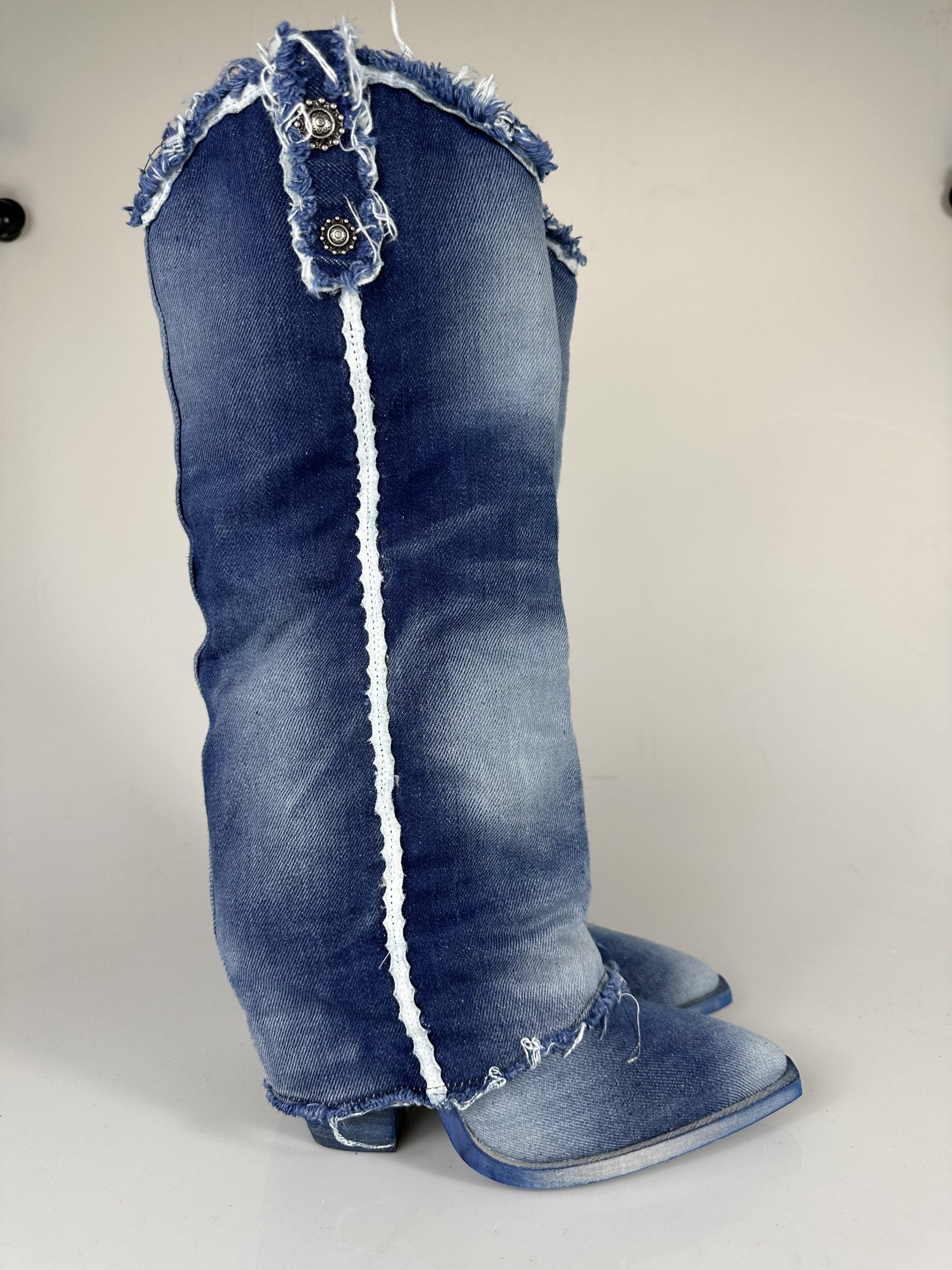 Euphoria jeans slavato no frangia limited edition
