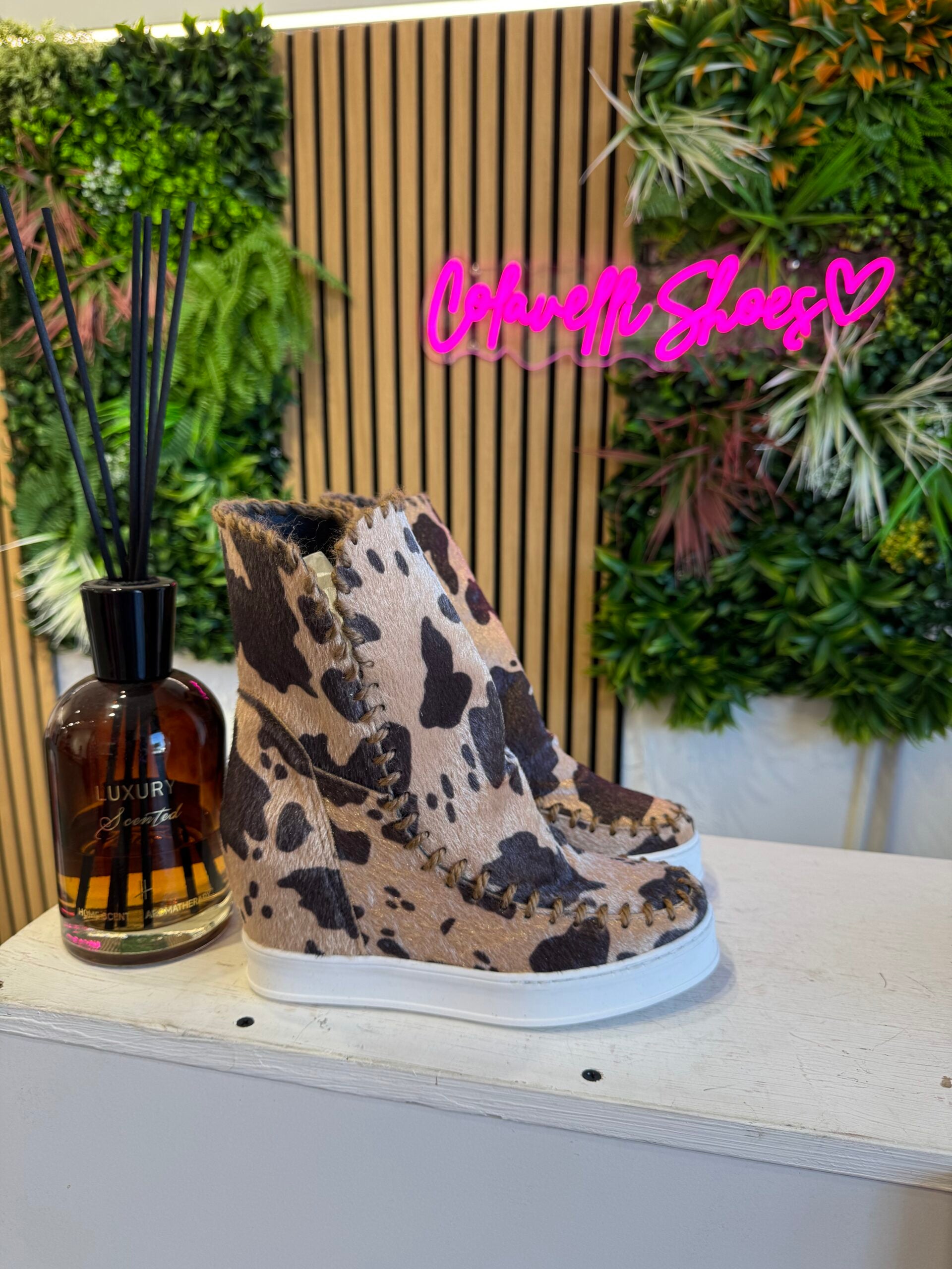 Vaca beige Louu